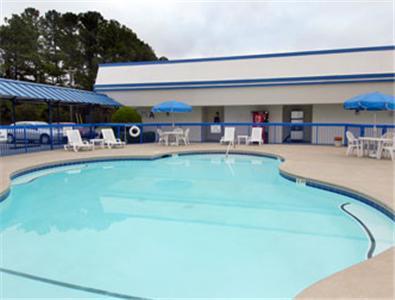 Howard Johnson By Wyndham Commerce Ga Facilities photo